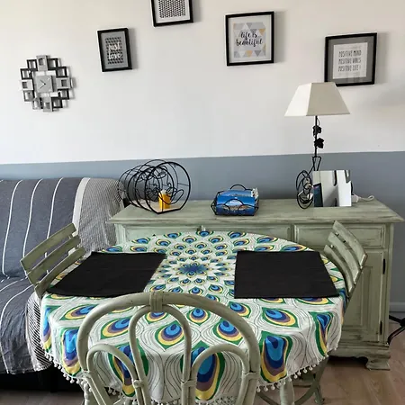 Proche Du Centre Et Festivites D Ete Apartamento