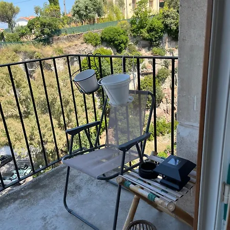 Apartamento Proche Du Centre Et Festivites D Ete *